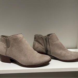 Elegant Beige Ankle Booties